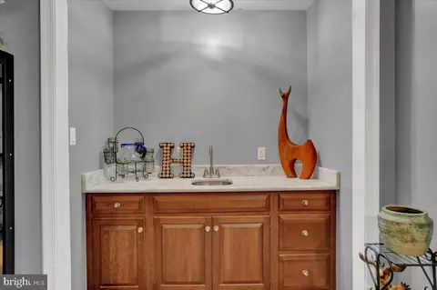 Entry Way - 8 Rand Dr, Reading, PA 19606 photo 4 of 4