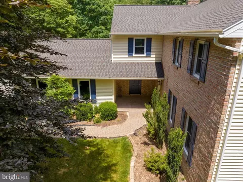 Exterior - 8 Rand Dr, Reading, PA 19606 photo 14 of 18