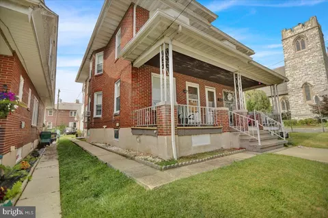 1221 E Bellevue Ave, Reading, PA 19605 photo 4