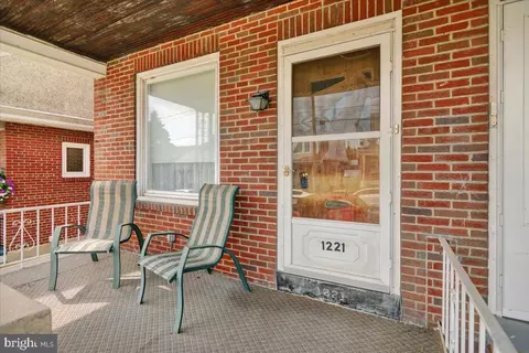 1221 E Bellevue Ave, Reading, PA 19605 photo 5