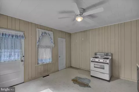 1221 E Bellevue Ave, Reading, PA 19605 photo 11