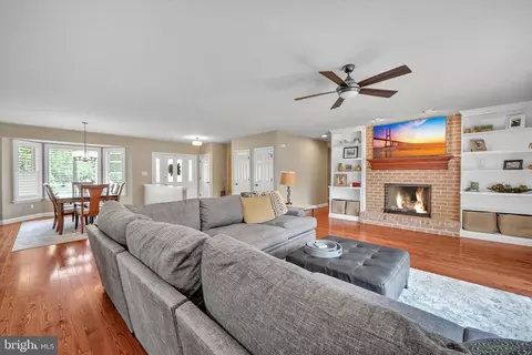 5 Laura Ct, Sinking Spring, PA 19608 photo 9