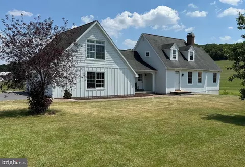151 Stone Hill Rd, Shoemakersville, PA 19555
