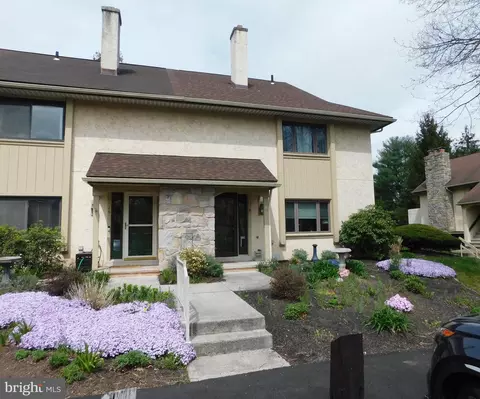 9 Muirfield Dr, Reading, PA 19607