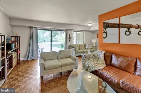 Living - 16 A Fairway Rd, Reading, PA 19607 photo 2 of 5
