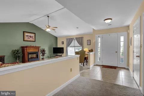 154 N Cacoosing Dr, Reading, PA 19608 photo 4