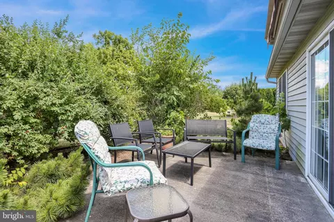 154 N Cacoosing Dr, Reading, PA 19608 photo 18