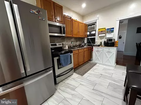 Kitchen - 237 Pear St, Reading, PA 19601 photo 2 of 4