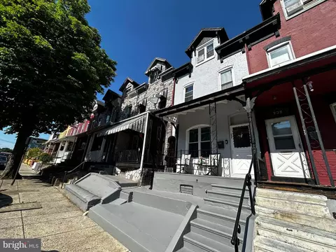 Exterior - 237 Pear St, Reading, PA 19601 photo 1 of 5