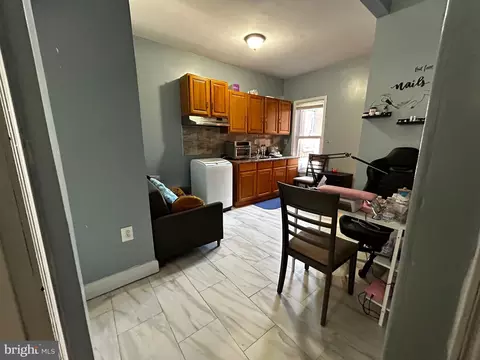 Kitchen - 237 Pear St, Reading, PA 19601 photo 3 of 4
