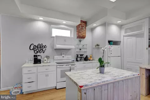 842 Centre Ave, Reading, PA 19601 photo 24