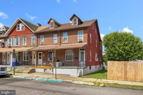 Exterior - 1348 Birch St, Reading, PA 19604 photo 2 of 7