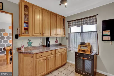 Kitchen - 24 2 Heather Hts, Reading, PA 19606 photo 3 of 3
