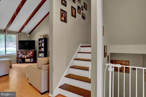 Entry Way - 24 2 Heather Hts, Reading, PA 19606 photo 2 of 3
