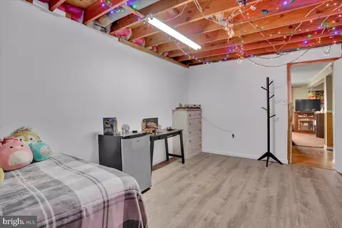Bedroom - 24 2 Heather Hts, Reading, PA 19606 photo 6 of 6