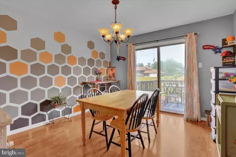 Dining - 24 2 Heather Hts, Reading, PA 19606 photo 1 of 2
