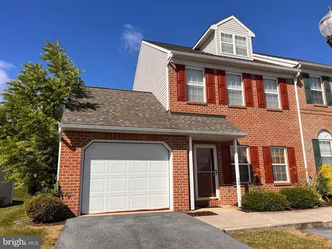 300 Barrington, Shillington, PA 19607