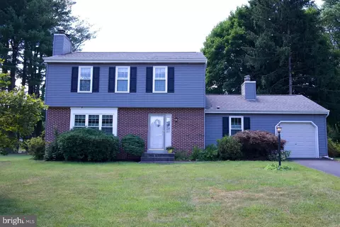 4520 Farming Ridge Blvd, Reading, PA 19606