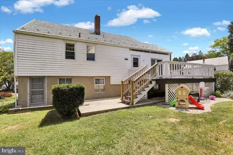 Exterior - 111 Tasker Ave, Reading, PA 19607 photo 8 of 9