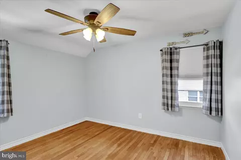 Bedroom - 111 Tasker Ave, Reading, PA 19607 photo 2 of 2