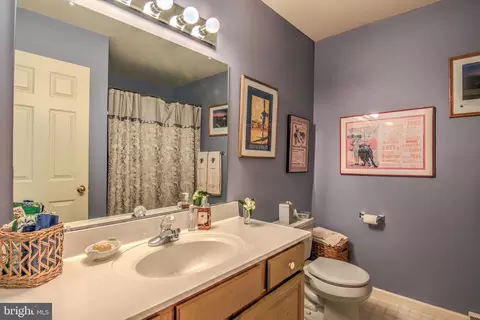 Bath - 8 Archer Ln, Reading, PA 19607 photo 2 of 2