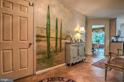 Entry Way - 8 Archer Ln, Reading, PA 19607 photo 1 of 3