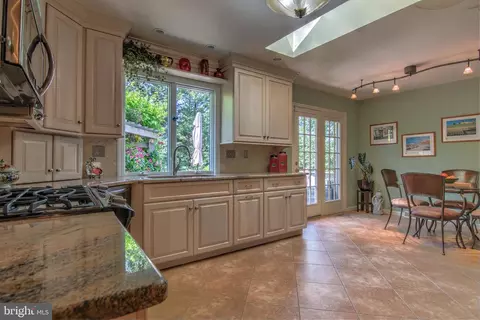 Kitchen - 8 Archer Ln, Reading, PA 19607 photo 3 of 3