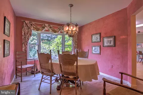 Dining - 8 Archer Ln, Reading, PA 19607 photo 2 of 2