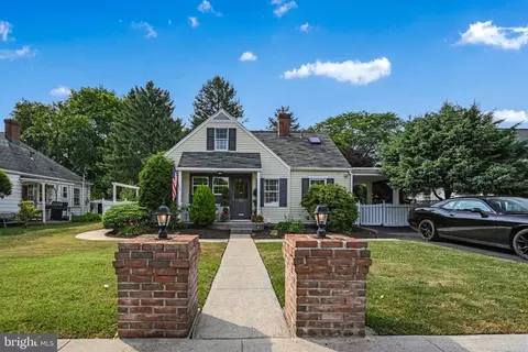 614 Byram, Reading, PA 19606