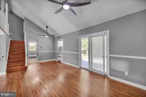 Entry Way - 109 Radcliffe Ave, Reading, PA 19609 photo 3 of 7