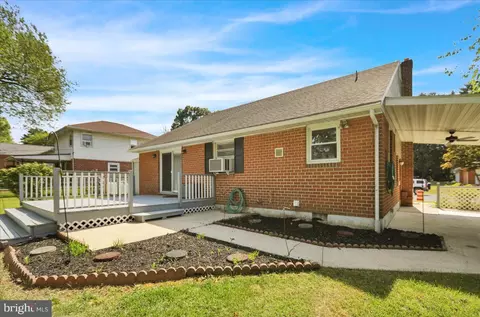 Exterior - 109 Radcliffe Ave, Reading, PA 19609 photo 7 of 8