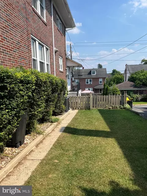 512 Gregg St, Shillington, PA 19607 photo 3