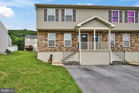 1007 Brinan Ave, Temple, PA 19560