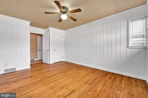 171 Thomas Pl, Sinking Spring, PA 19608 photo 9