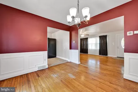 171 Thomas Pl, Sinking Spring, PA 19608 photo 8