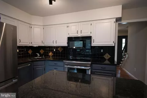 52 Rim View Ln, Reading, PA 19607 photo 9