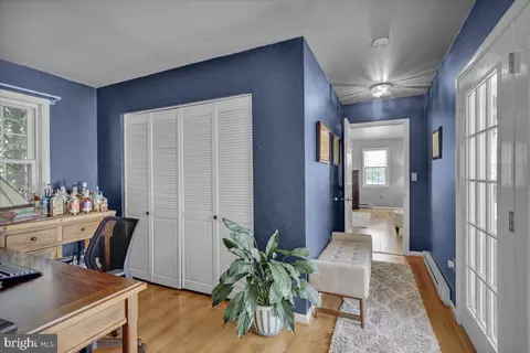 Entry Way - 229 Reading Ave, Reading, PA 19607 photo 4 of 5