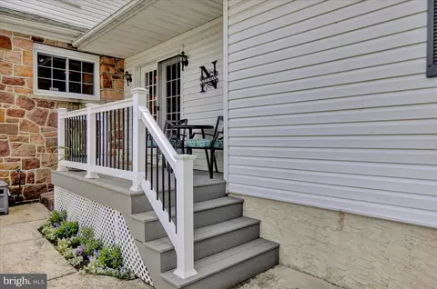 Exterior - 229 Reading Ave, Reading, PA 19607 photo 6 of 7