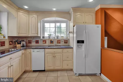 Kitchen - 229 Reading Ave, Reading, PA 19607 photo 1 of 3