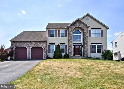 295 Buckhead Ln, Douglassville, PA 19518