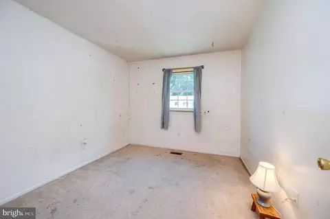 Bedroom - 1259 Fox Run, Reading, PA 19606 photo 4 of 5