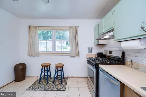 Kitchen - 1259 Fox Run, Reading, PA 19606 photo 2 of 4