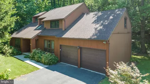 5745 Leesport Ave, Reading, PA 19605