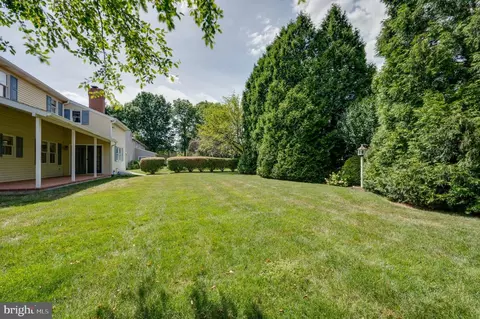 Exterior - 64 Downing Dr, Reading, PA 19610 photo 4 of 8