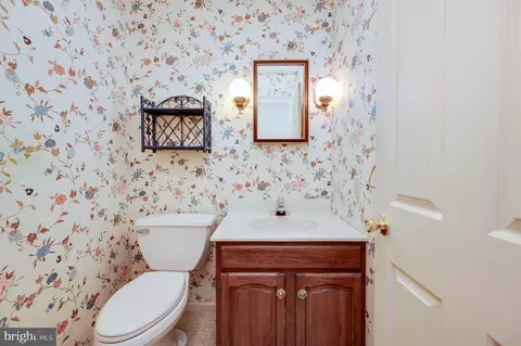 Bath - 64 Downing Dr, Reading, PA 19610 photo 1 of 4