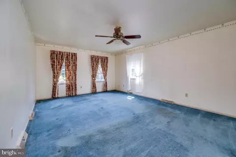 Bedroom - 64 Downing Dr, Reading, PA 19610 photo 2 of 7