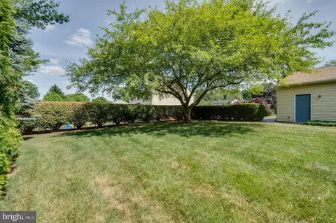 Exterior - 64 Downing Dr, Reading, PA 19610 photo 6 of 8