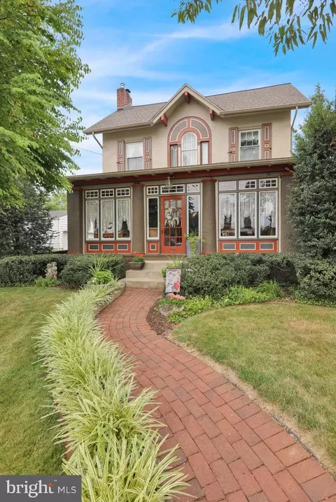 Exterior - 128 E Walnut St, Shillington, PA 19607 photo 26 of 27