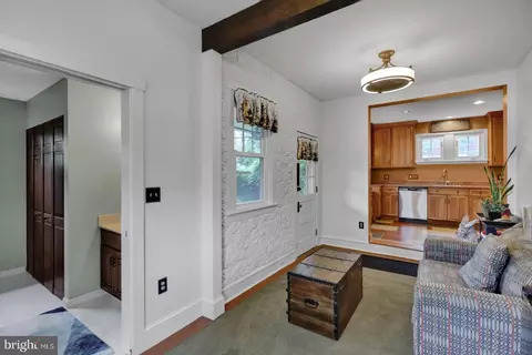 Entry Way - 128 E Walnut St, Shillington, PA 19607 photo 10 of 10