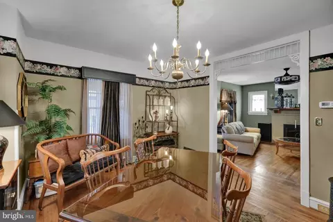 Dining - 128 E Walnut St, Shillington, PA 19607 photo 3 of 4